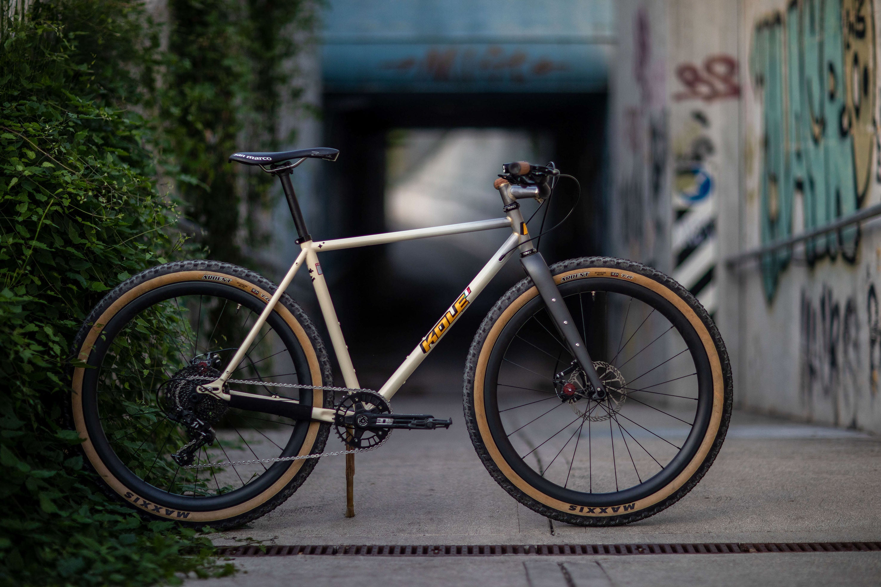 NUOVA ERA FRAMESET
